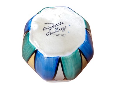 Lot 1146 - Clarice Cliff Bizarre pot