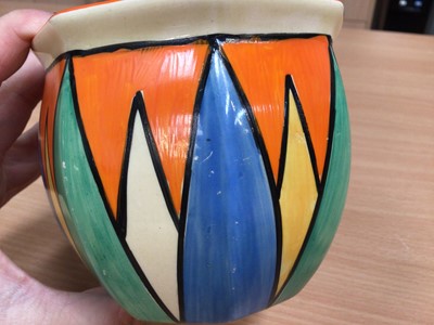 Lot 1146 - Clarice Cliff Bizarre pot