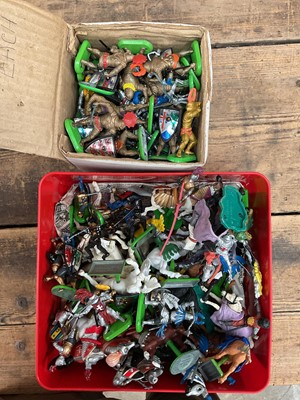 Lot 38 - Collection of Britains soldiers, mostly medieval