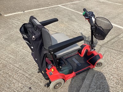 Lot 10 - Go Go mobility scooter with key and charger