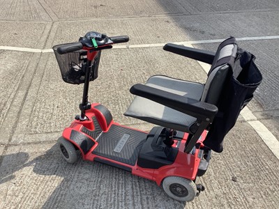 Lot 10 - Go Go mobility scooter with key and charger