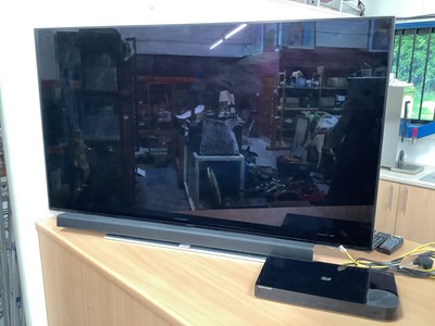Lot 1 - 54" Samsung UHD flat screen TV - Samsung DVD/Blue ray player, Samsung sound bar with remote speaker (Complete with remote controls, leads and instruction's together with 100 Gb external hard drive)