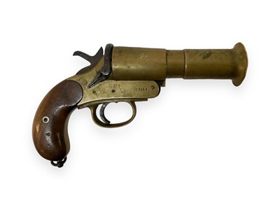 Lot 933 - Webley and Scott flare pistol