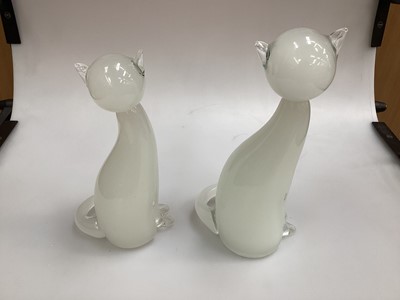 Lot 1242 - Two stylish Murano glass cats, one indistinctly signed