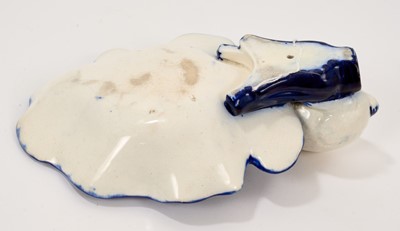 Lot 1 - Rare Victorian Minton majolica dish
