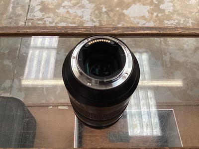 Lot 2358 - Leica Vario-Elmarit-SL f/2.8 24-90mm Aspherical lens in soft case with front lens cap