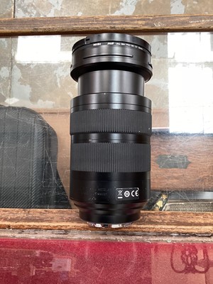 Lot 2358 - Leica Vario-Elmarit-SL f/2.8 24-90mm Aspherical lens in soft case with front lens cap