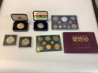 Lot 494 - World - Mixed coins & tokens to include silver - worth sorting (Qty)