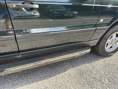 Lot 21 - Land Rover, Range Rover 2.5 DSE Automatic, reg. no. NM02 BXL