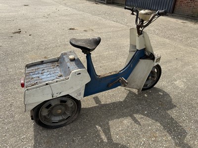Lot 33 - 1971 BSA Ariel 3 49cc Moped / Scooter, reg. no. MNO 26J