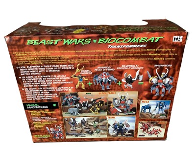 Lot 37 - Kenner (c1997) Beast Wars Biocombat Transformers Predacon Tripredacus Tripredator No.80359, Maximal Magnaboss No.80358, Predacon Inferno Formicula No.80326, Predacon Transquito Zanzara No.80362,...