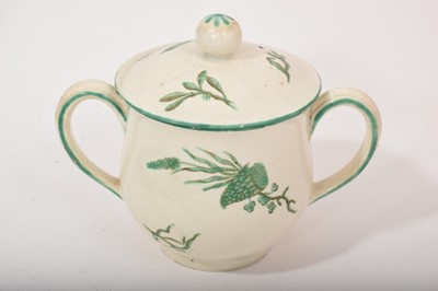 Lot 129 - Wedgwood Queensware two handled custard cup and cover, circa 1790