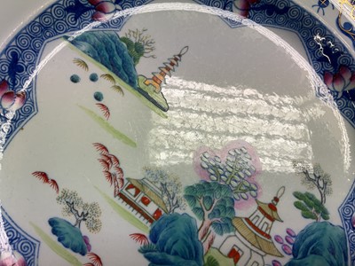 Lot 112 - Part service of early 19th century Spode ironstone