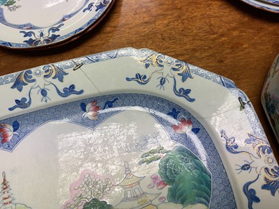 Lot 112 - Part service of early 19th century Spode ironstone
