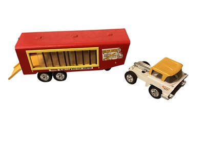 Lot 193 - Triang Hi-Way Big Top Circus articulated trailer, Chatbens circus artists and other circus related vehicles and animals (1 box)