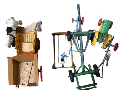 Lot 205 - Lead selection various manufacturers including farm vehicles, horse & carts, tractors, dove cots, plus some Zoo animals (2 boxes)