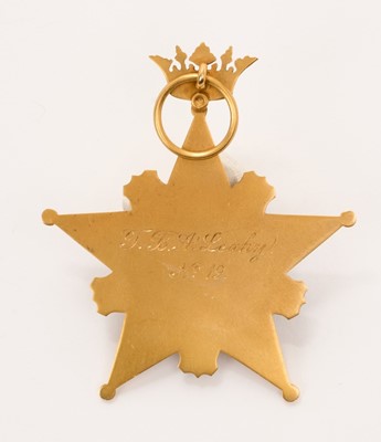 Lot 10 - Late 19th century French Republic 14ct gold and enamel medal in the form of a five pointed star with bust of an officer to the centre 4.8cm wide