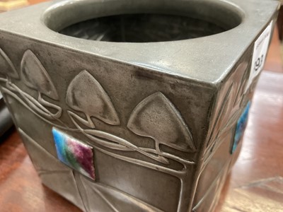 Lot 993 - Liberty Tudric pewter biscuit barrel