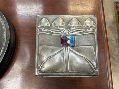 Lot 993 - Liberty Tudric pewter biscuit barrel