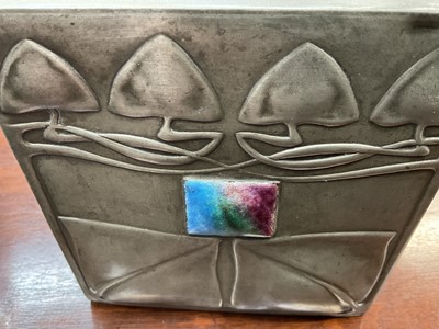 Lot 993 - Liberty Tudric pewter biscuit barrel
