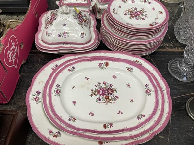 Lot 146 - Collection of Booths Lowestoft pattern tablewares