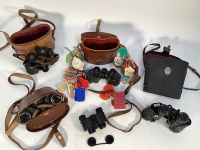 Lot 1188 - Five pairs of vintage binoculars including Zeiss and Beck