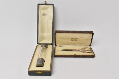 Lot 431 - Late 19th/early 20th century French silver mounted cut glass scent bottle by Charles Barrier.