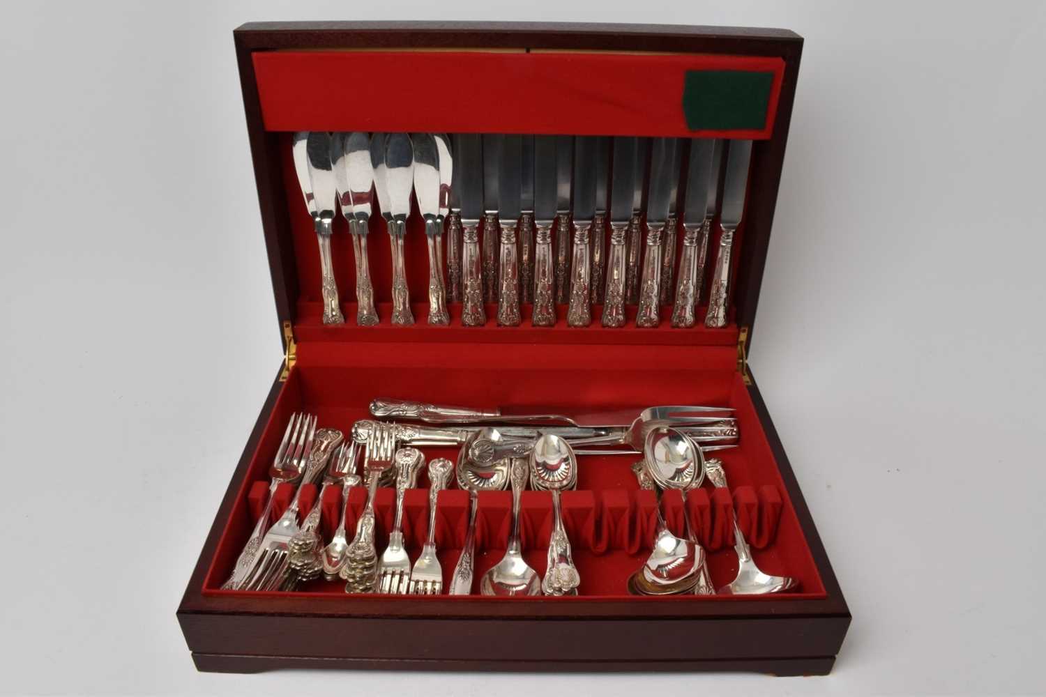Lot 510 - A comprehensive selection of matching contemporary silver Kings pattern with diamond heel cutlery