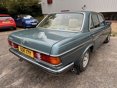 Lot 5 - 1983 Mercedes - Benz 280E W123, 2746cc, automatic, 4 door saloon, reg. no. OGK 17Y