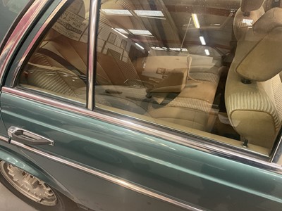 Lot 5 - 1983 Mercedes - Benz 280E W123, 2746cc, automatic, 4 door saloon, reg. no. OGK 17Y