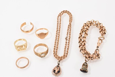Lot 662 - Group of gold and yellow metal jewellery