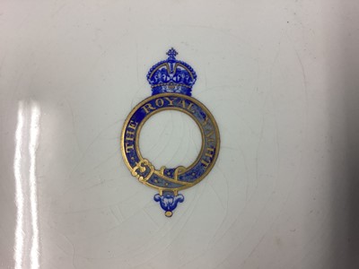 Lot 152 - H.M. King Edward VII, scarce pair Copeland Spode dinner plates made for the Royal Yacht Victoria & Albert II with crowned garter inscribed 'The Royal Yacht' , blue a...