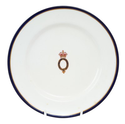 Lot 164 - H.M. Queen Victoria, Royal dessert plate from the Windsor Castle service circa 1850s with central polychrome painted crowned Order of the Garter and blue and gilt border, printed Nixon & Son...