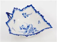Lot 132 - 18th century Derby leaf-shaped Pictureskle...