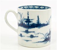 Lot 134 - 18th century Worcester small cylindrical...