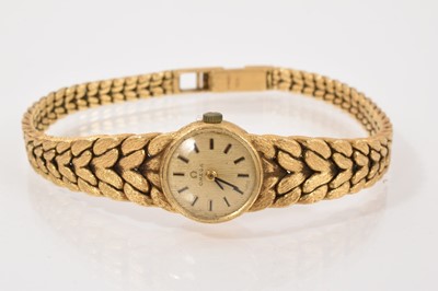 Lot 277 - 1970s 18ct gold ladies Omega wristwatch, boxed