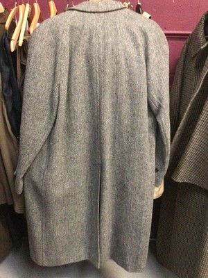 Lot 2150 - Burberrys' men's grey herringbone Harris Tweed overcoat. Size 52 RL.