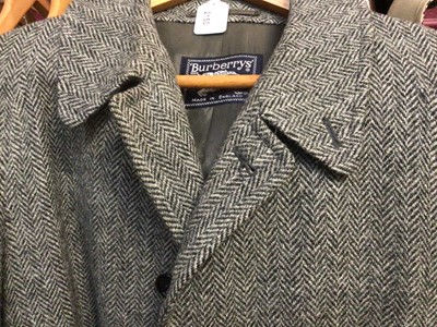 Lot 2150 - Burberrys' men's grey herringbone Harris Tweed overcoat. Size 52 RL.