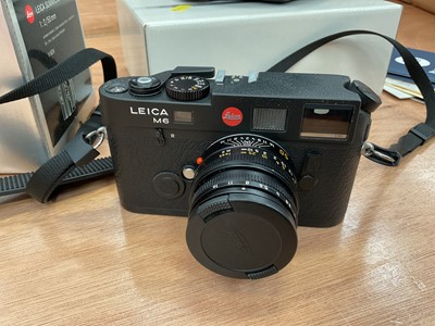 Lot 2360 - Leica M6 TTL kit
