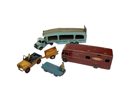 Lot 1832 - Selection of loose Dinky diecast models including Racing Cars, Sports Cars, lorries & other vehicles (2 boxes)