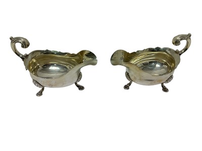 Lot 400 - Pair of George III silver sauce boats