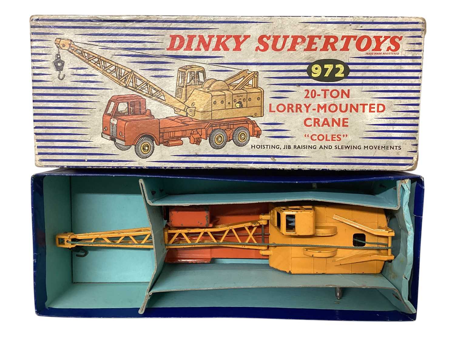 Lot 2015 - Dinky Supertoys diecast 20-Ton Lorry-Mounted Coles Crane, boxed No.972 & Elevator Loader, boxed No.964, plus Military models including 25-Pounder Field Gun Set No.697, boxed and other loose...