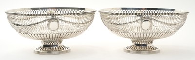 Lot 424 - Pair of Edwardian neoclassical revival silver baskets