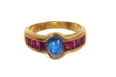 Lot 627 - Sapphire and ruby ring in 18ct gold setting