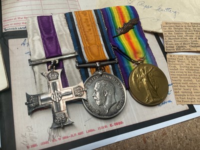 Lot 799 - First World War Military Cross (M.C.) Gallantry trio comprising M.C, War medal and Victory medal with mentioned in despatches (M.I.D.) oak leaf, named to Major H. H. Wrate