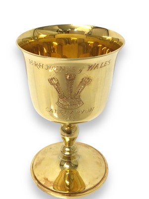 Lot 300 - Fine and rare 18ct gold chalice made to commemorate the investiture of H.R.H. Prince Charles as Prince of Wales at Caernarvon Castle in 1969 finely engraved with Prince of Wales feather crest, i...