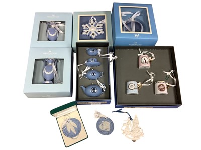 Lot 2754 - Group of contemporary Wedgwood ceramic Christmas tree decorations, most with original boxes.