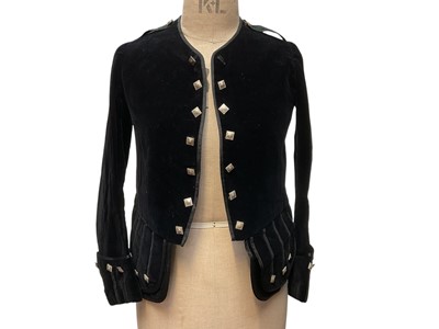 Lot 2115 - Child's traditional Highland costume