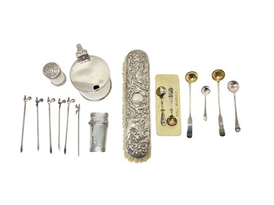 Lot 414 - Assorted silver including hat brush by William Comyns, London 1894