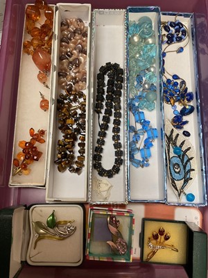 Lot 3 - Collection of vintage brooches including micro mosaic, paste set, Christian Lacroix 'Nöel 1998' gilt metal brooch etc